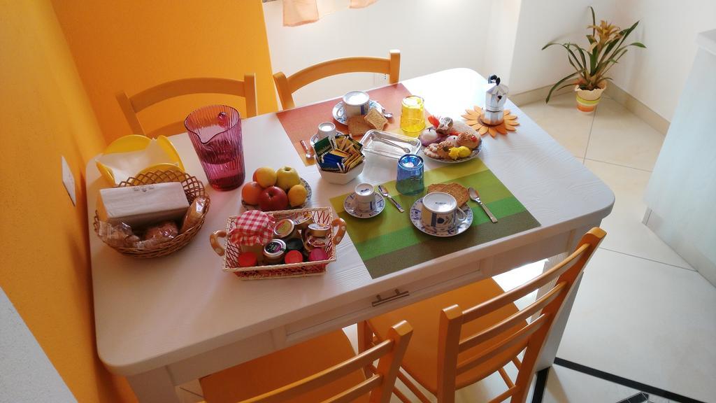 B&B Sa Zodia Guest House Bitti Екстериор снимка