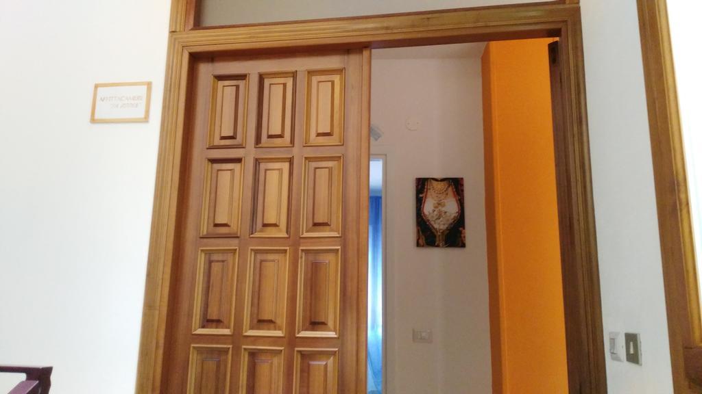 B&B Sa Zodia Guest House Bitti Екстериор снимка