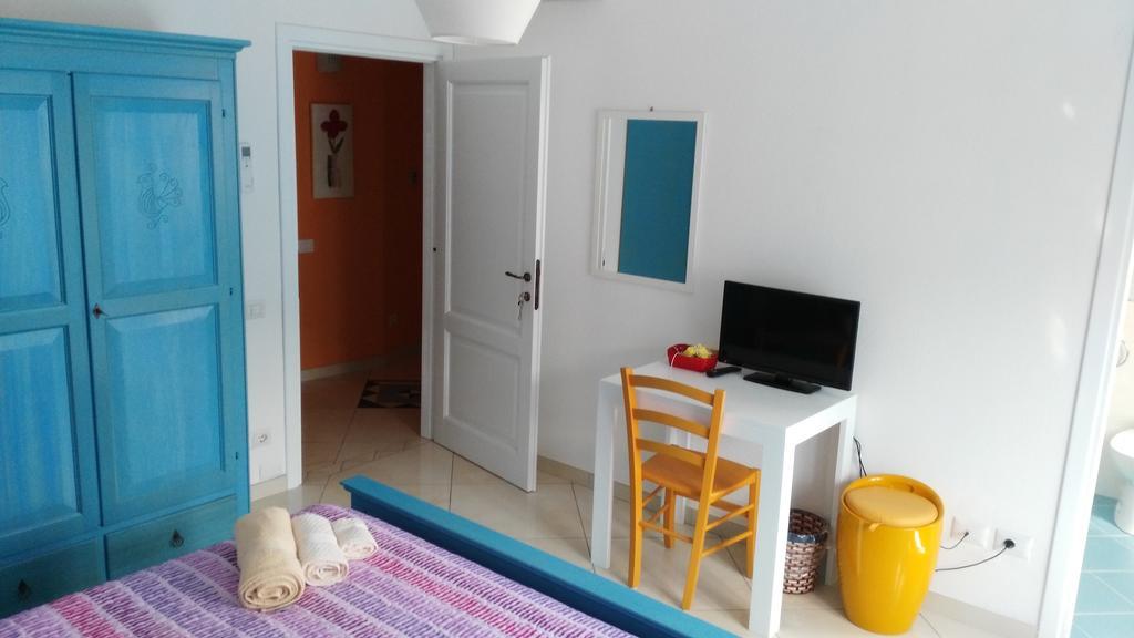 B&B Sa Zodia Guest House Bitti Екстериор снимка